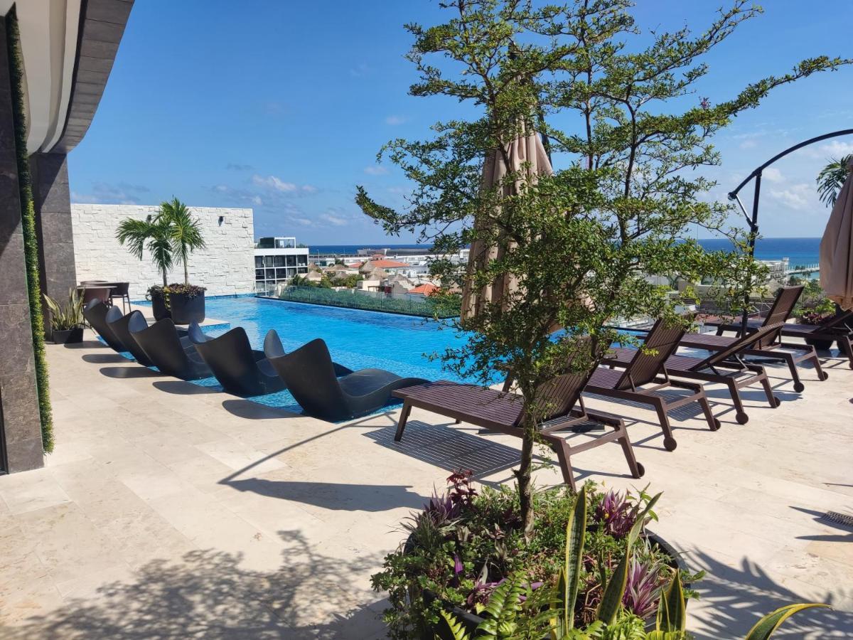 Luxury Suites , Calle 14Th Плая дел Кармен Екстериор снимка