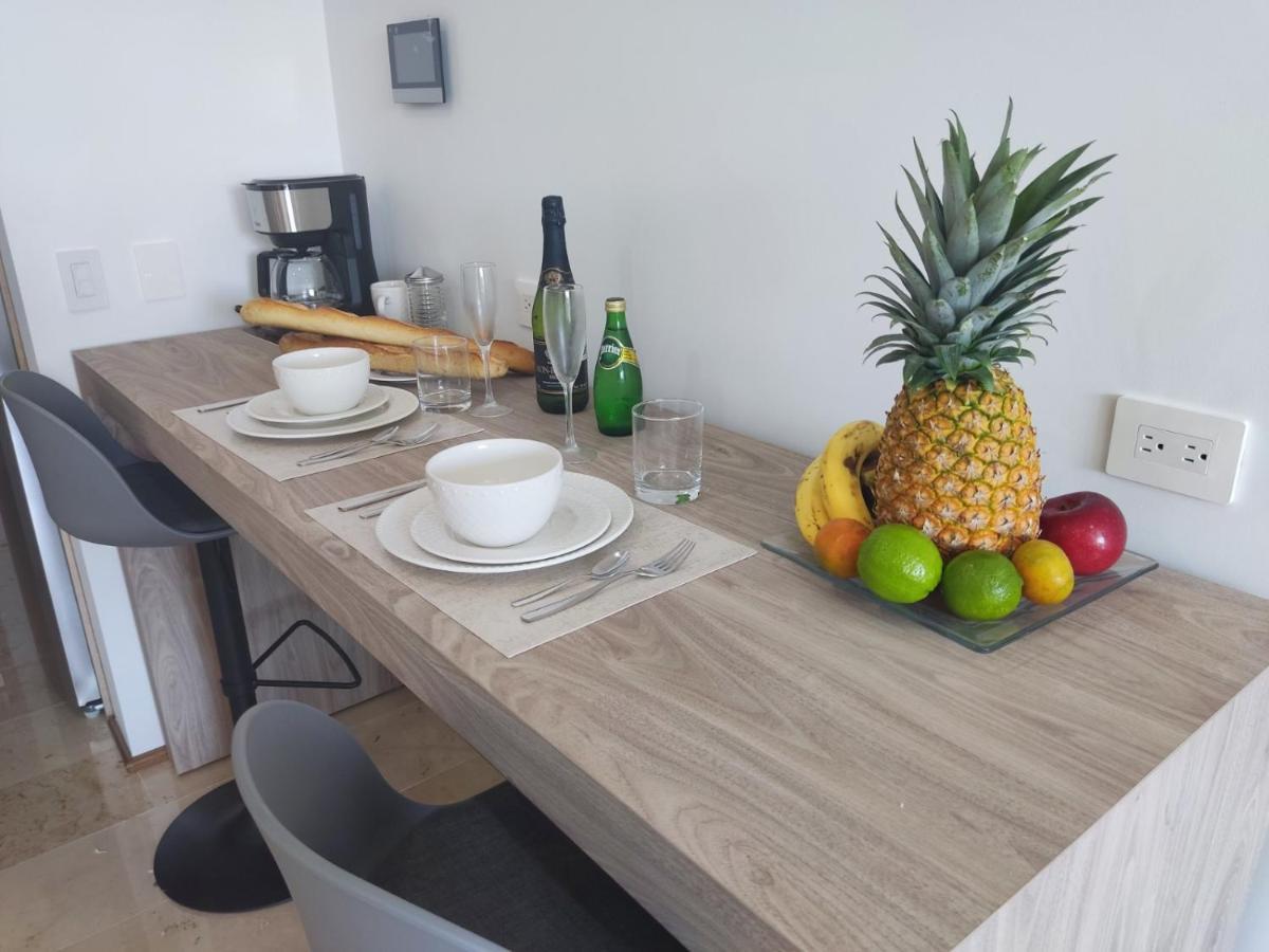 Luxury Suites , Calle 14Th Плая дел Кармен Екстериор снимка