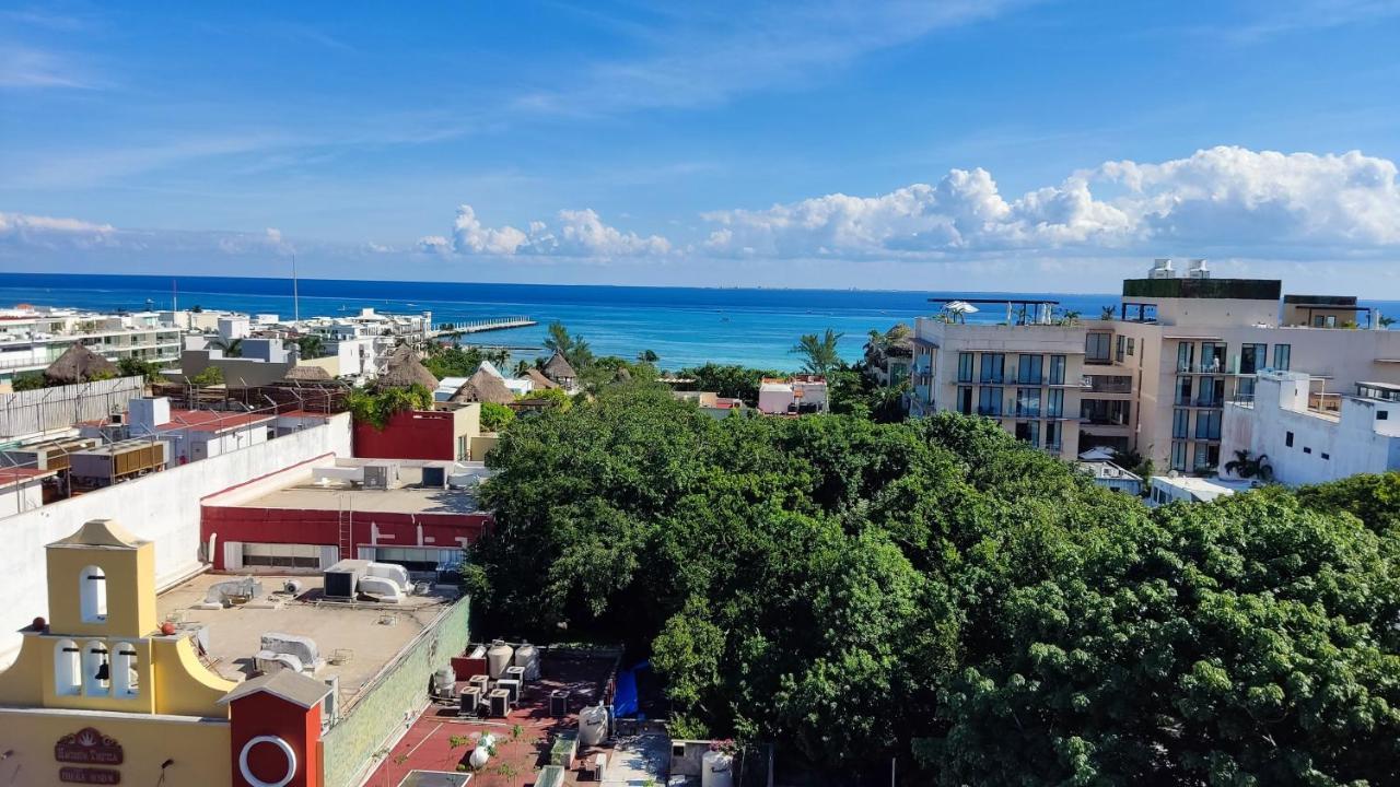Luxury Suites , Calle 14Th Плая дел Кармен Екстериор снимка